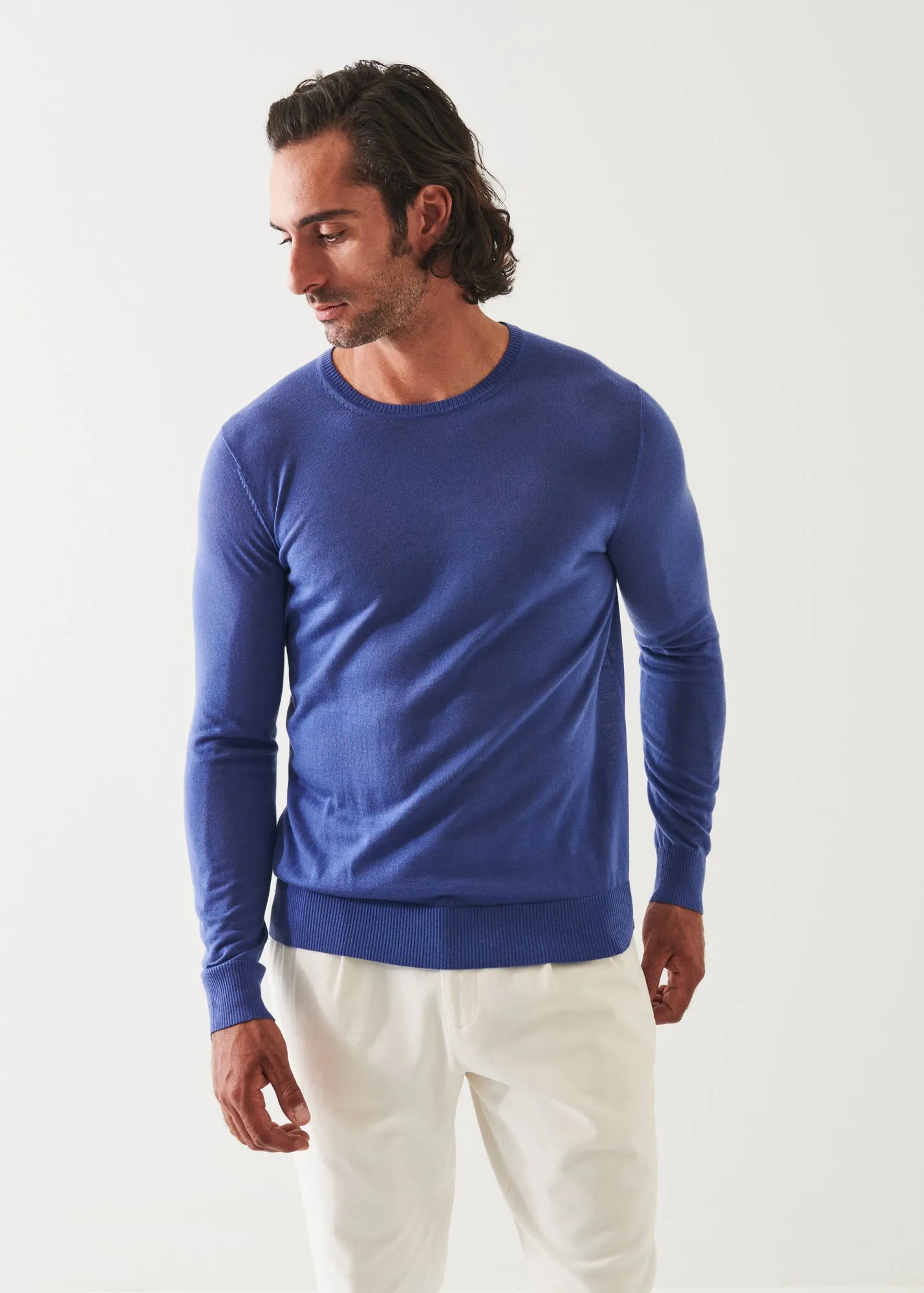 FINE GAUGE MERINO WOOL CREWNECK