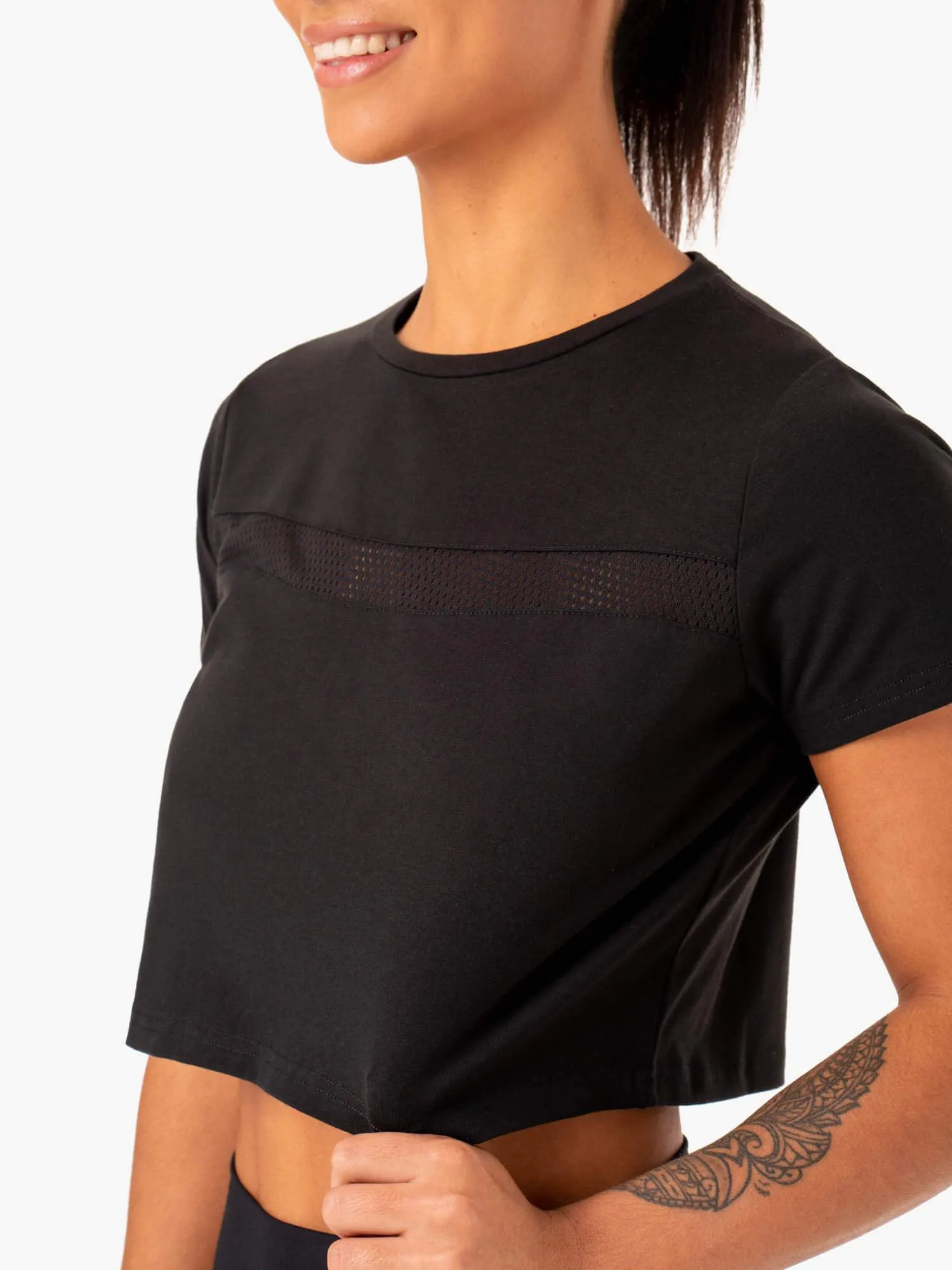 Hybrid Mesh Tee - Black